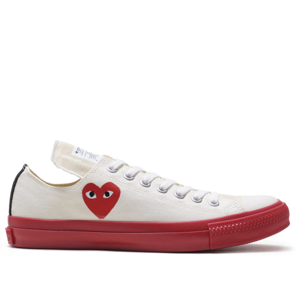 PLAY CDG CONVERSE - Chuck Taylor Low - (White)