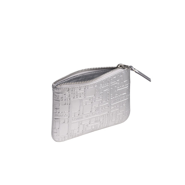 CDG WALLET - Embossed Logotype Pouch Small - (Silver)