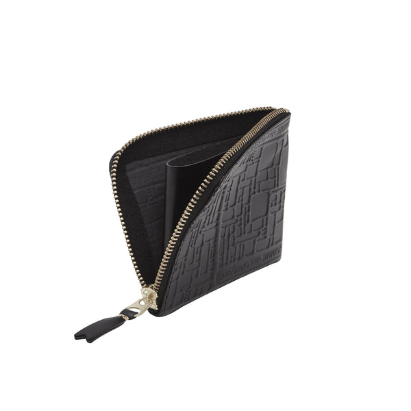 CDG WALLET - Embossed Logotype L Zip Wallet - (Black)